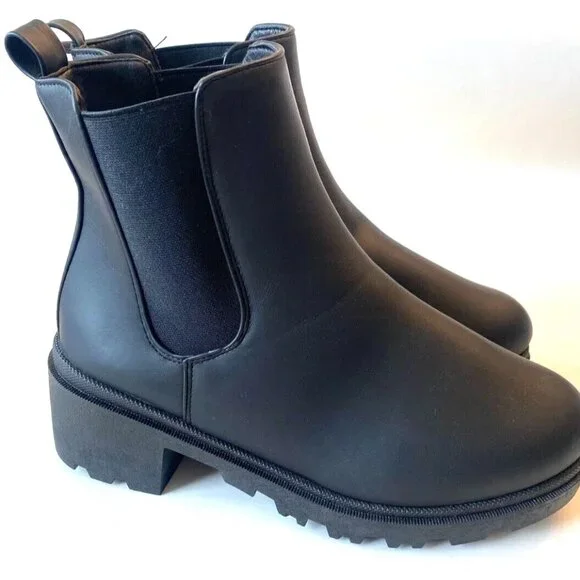 Women's Forever Ankle Bootie Matte Black Boots 10 - Picture 1 of 7